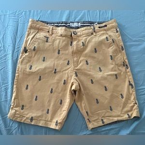 Men's denim and flower ricky singh pineapple shorts